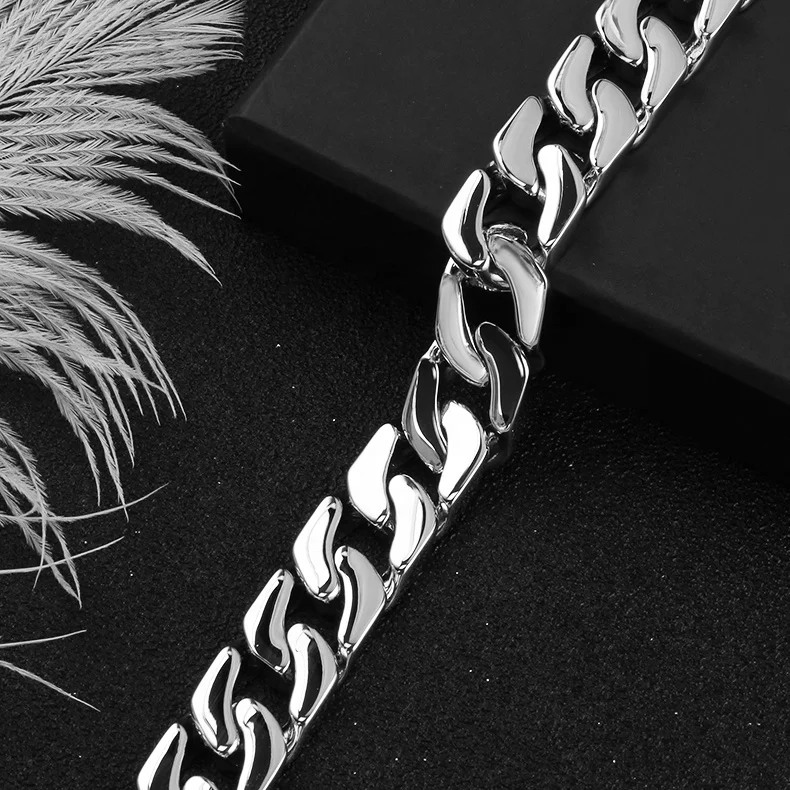 Oumi Wholesale Unique Stainless Steel Jewelry High Polished Stainless