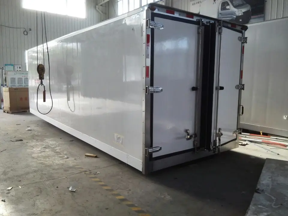 прицеп композит. сэндвич панели 30мм для кемпера. прицеп из композита. прицеп для мерседес спринтер 906. прицеп композит.