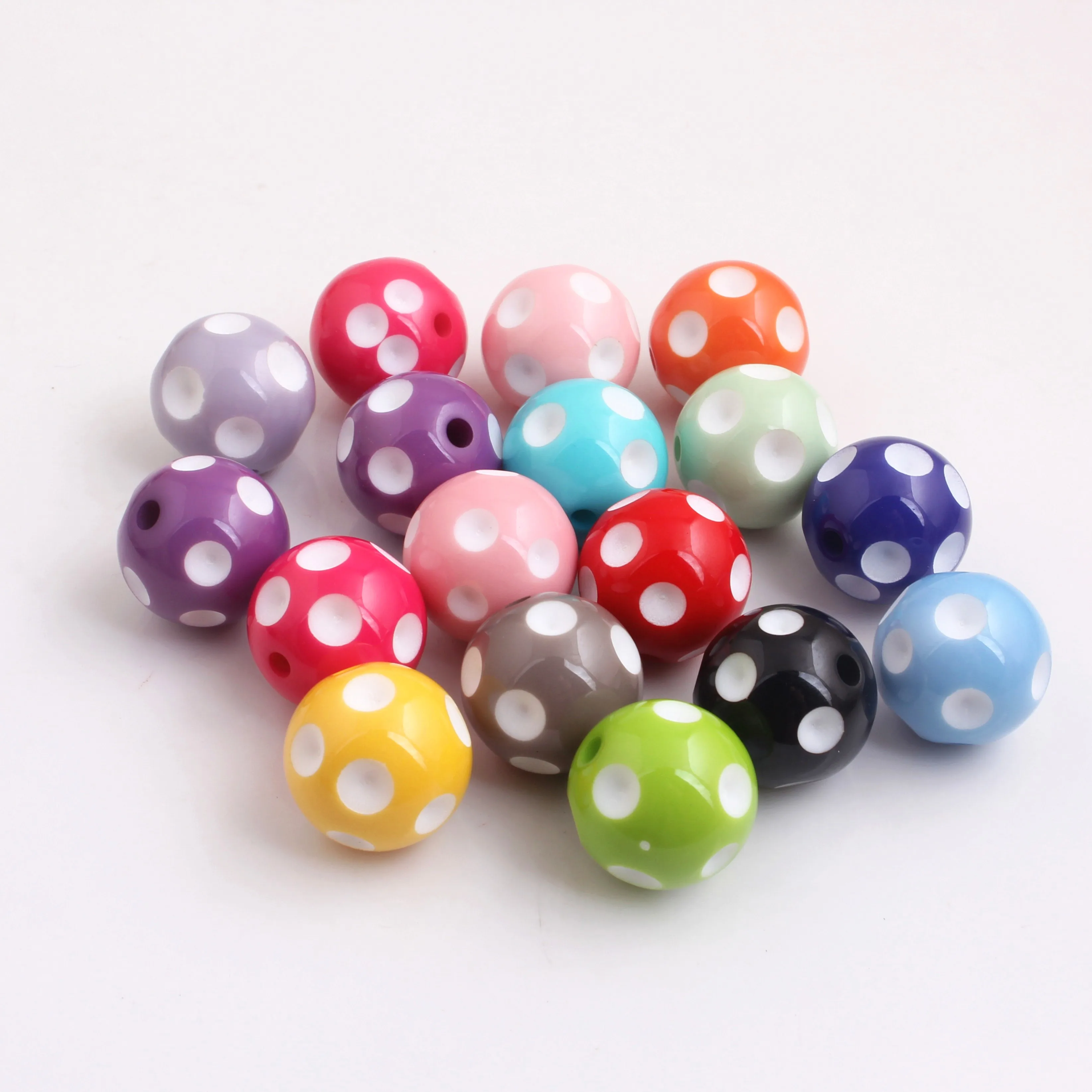 

Wholesales Mixed Colorful Color Bubblegum Beads Polka Dot Beads for Kids Party Accessories 12mm 14mm 16mm
