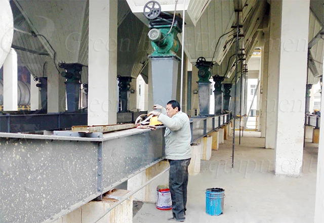 chain conveyor machine