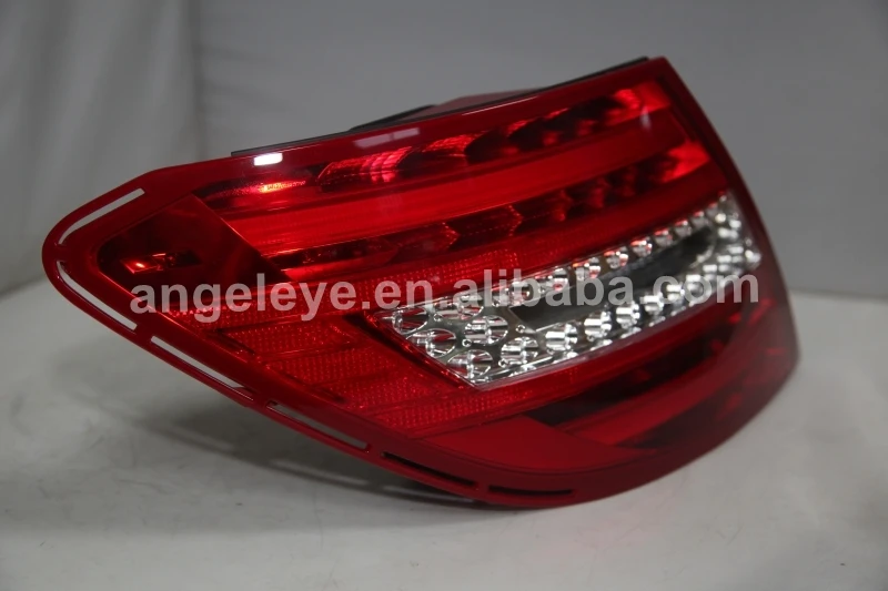 LED Tail Lamp For Mercedes-Benz C-Class W204 C180 C200 c260 C300 C63 2012-2013 year Red White Color CN