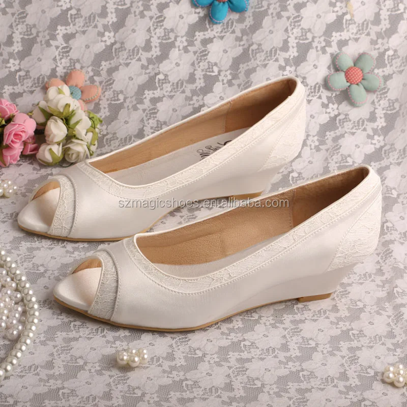 

Women's Shoes Round Toe Wedge Heel Pumps