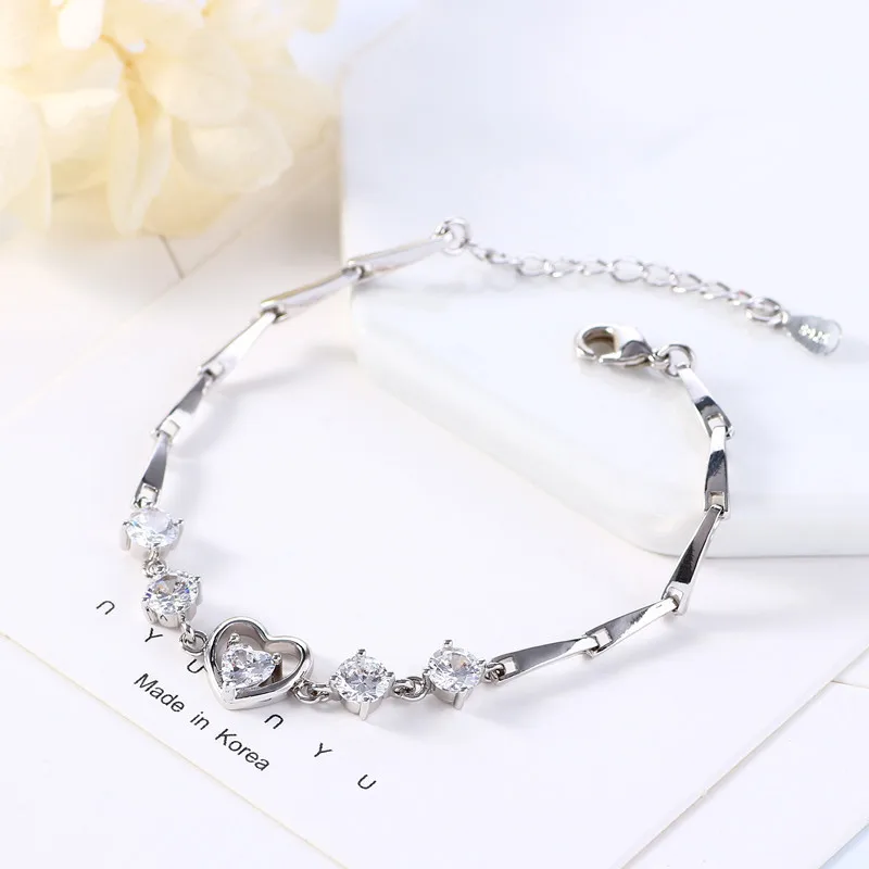

Platinum Plated Copper Alloy Women Jewelry Heart Charm Zircon Jewelry Silver Crystal Women Bracelet Cheap Silver Bracelets