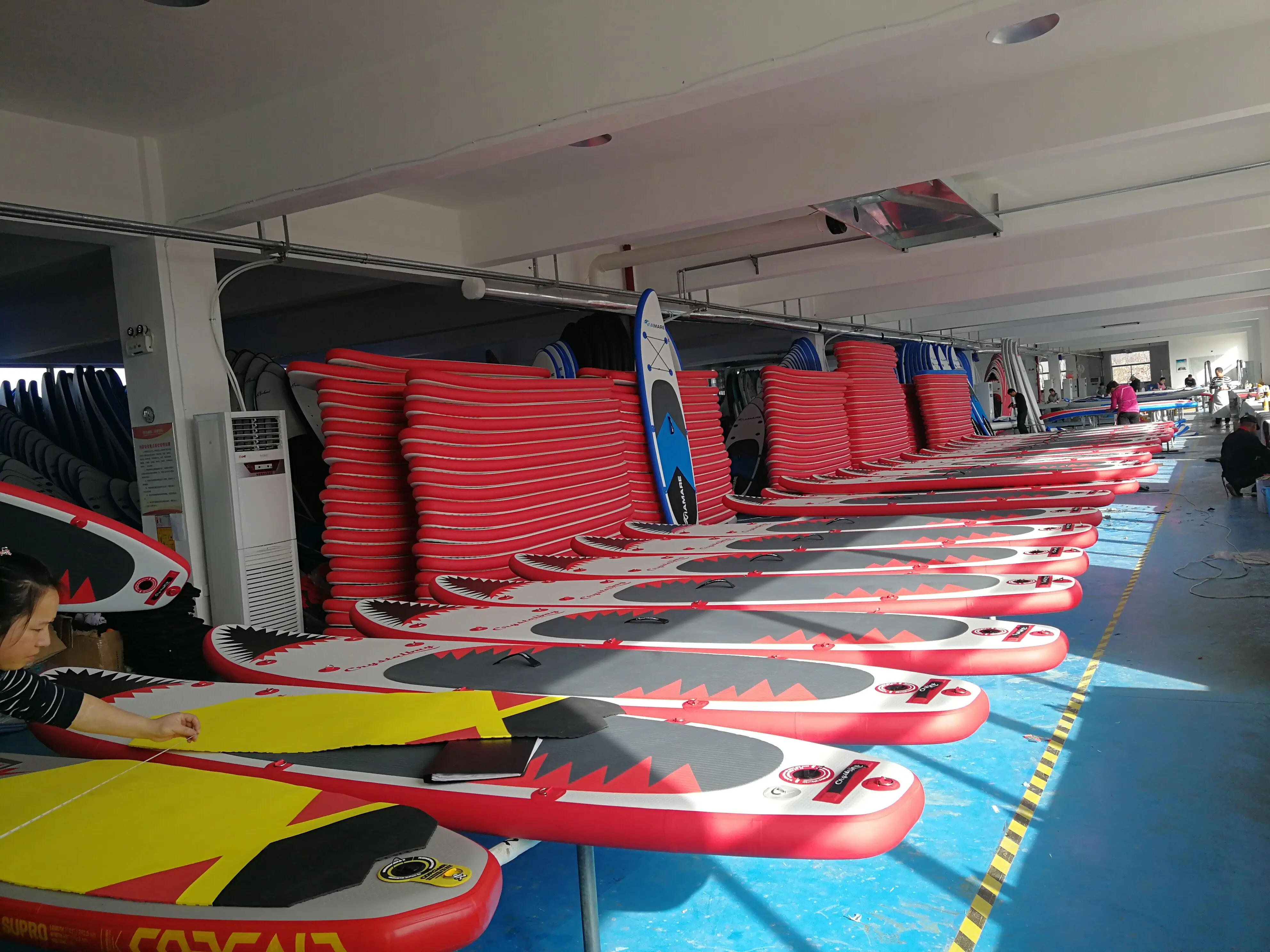 2020 wholesale cheap Inflatable standup sup paddle board surfboard