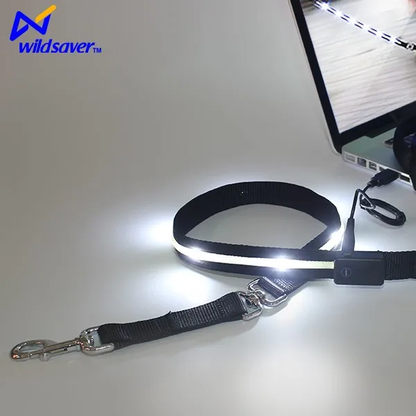 LED PET Safety Retractable Dog Leash with Comfortable Handle