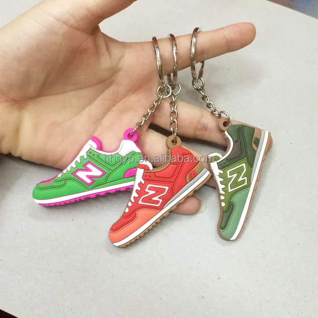3d yeezy schlüsselanhänger 3d yeezy schlüsselanhänger
