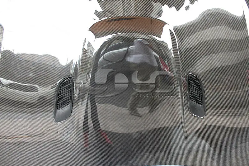 2009-2011 BMW E92 E93 LCI M3-Style Hood Bonnet CF (5).jpg