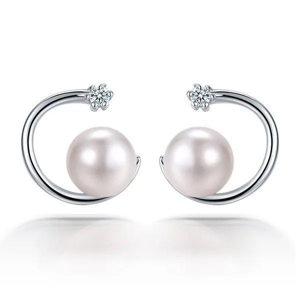 

Women's Fashion 18K Gold Plating Pearl Earring CZ Diamond Design  Stud Earrings, White