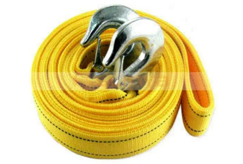 13ft Heavy Duty Tow Strap With Hooks – 10,000lb Break Strength Recovery Rope For Cars, Trucks & Emergency Roadside Use