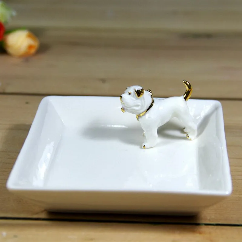 

Wholesale Delicate Ceramic Jewelry and Ring Holder Dish for Wedding