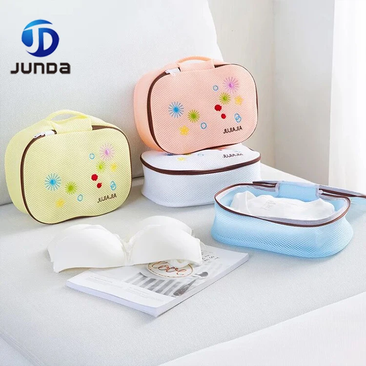 Cute color wholesale high quality laundry travel bag women wash bag