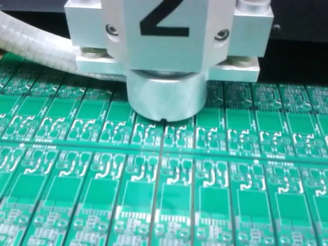 Mesin Pembuat Pcb Otomatis Pengeboran Pcb 댄 Mesin 라우팅 - Buy Mesin