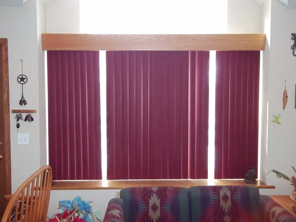 China Wholesale Vertical Fabric Covered Blind Metallic Window