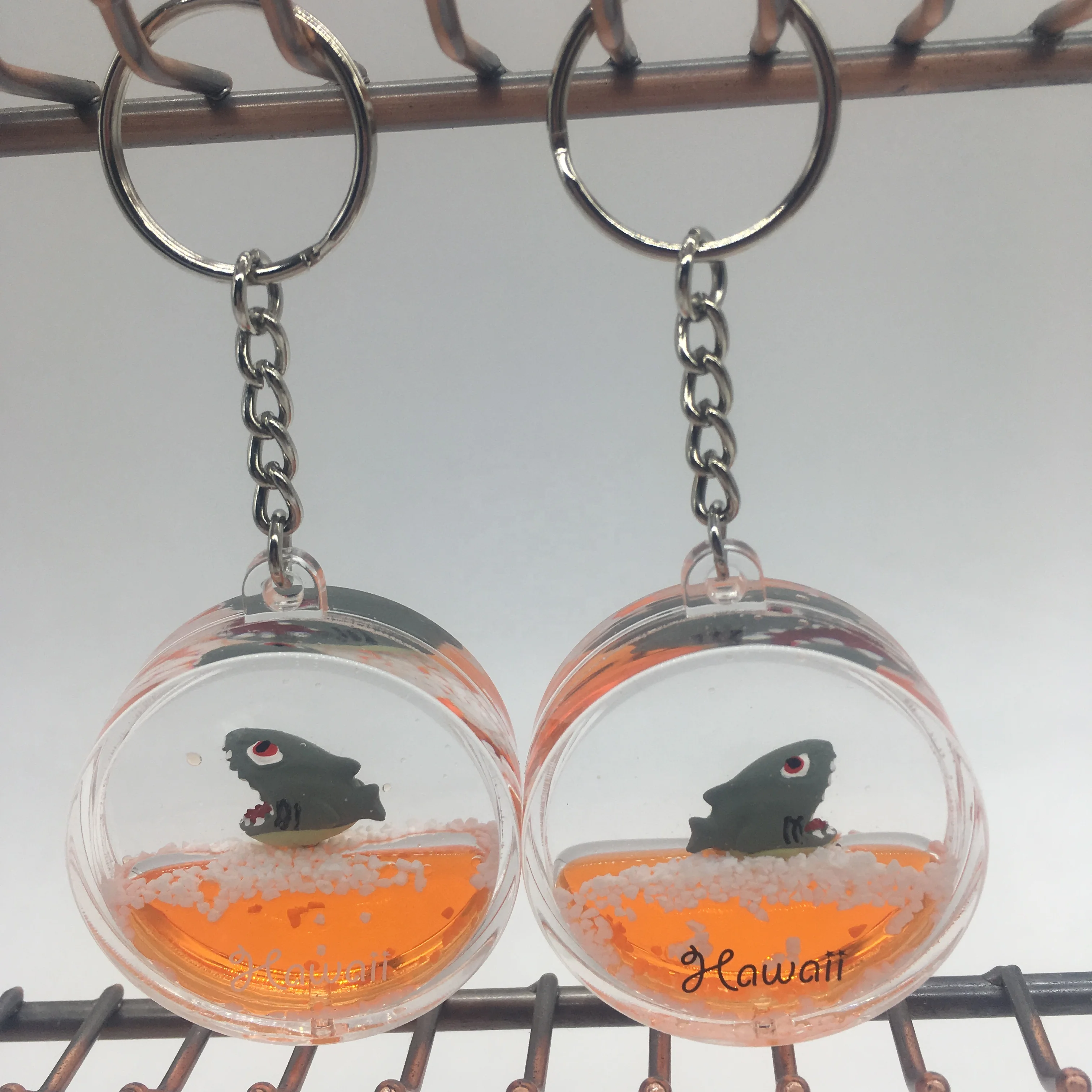 Floating Keychain With 3d Floater Novelty Keyring Liquid Oil Water Filled Buy Floating