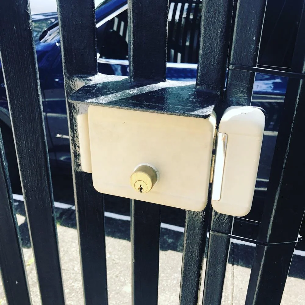 Top Security Electric Rim Locks With Keys Both For Inside And Outside