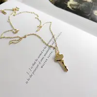 

Ins Geometric Irregular Fashion Brides Clothing Jewelry Sterling Silver Star Charm 18K Gold Plated Key Pendant Necklace