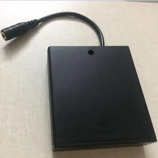 battery holder with plug.jpg