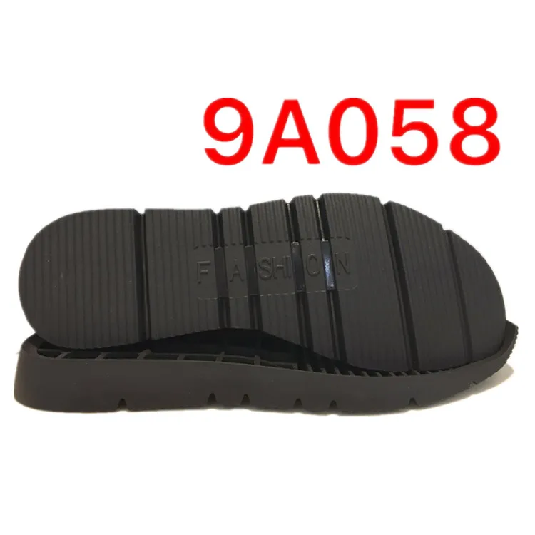 rubber shoes with toes