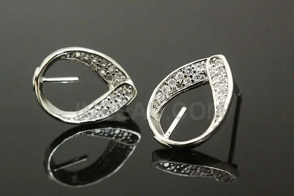 candlelight ear post