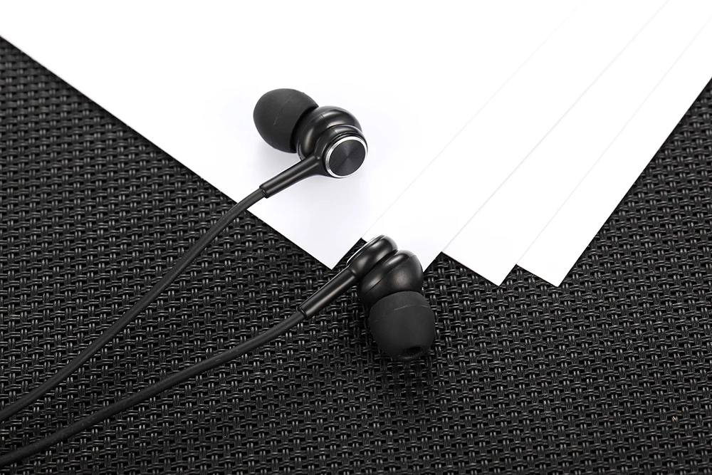 neckband headphone 1 .jpg