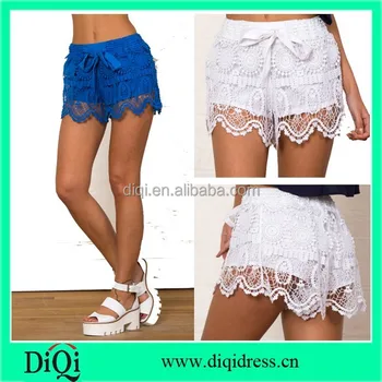 pantaloncini con fiocco