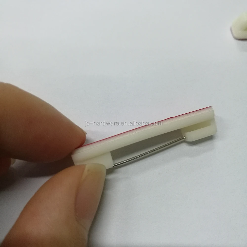 Adhesive safety pin4.jpg
