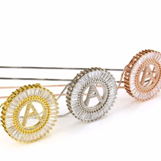 

2019 Fashion Diamond 26 English letters Necklace White Round zircon letter pendant for girls wife mum lovers