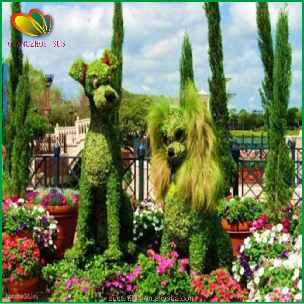 Garden Decoration with Evergreen Artificial Cartoon Topiary Animals
