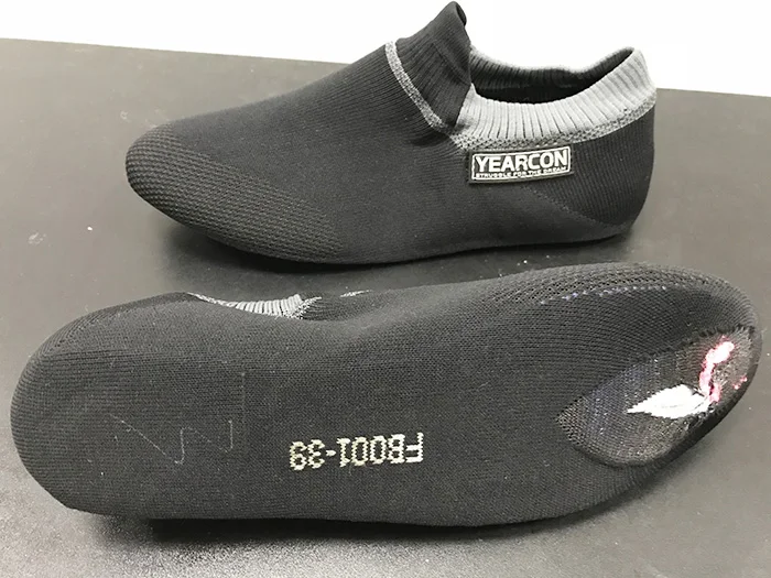 Latest shoes design knitted sock shoes uppers