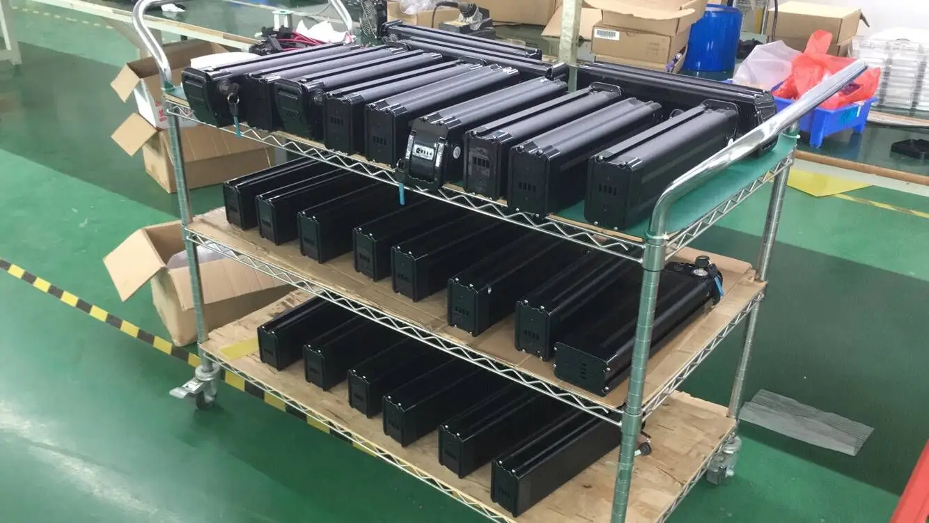 silver fish type battery.jpg