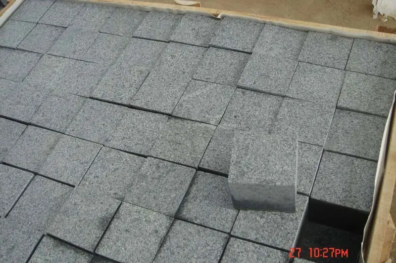 5_G654_cube_stone.jpg