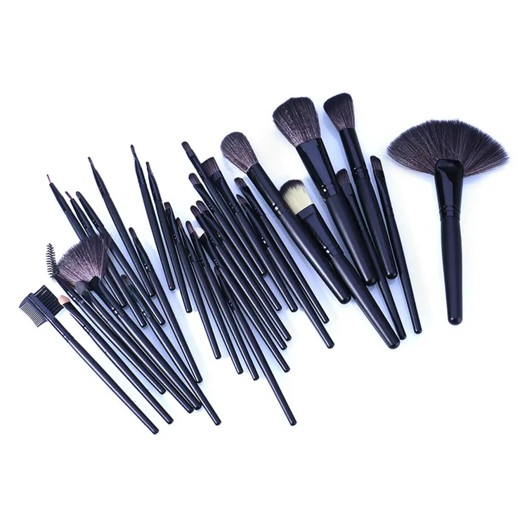 makeup brushes.jpg