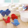 Amazon hot Creative Kitchen Heat Insulation Anti Ironing Plate Clip Butterfly Silicone Pot Holder