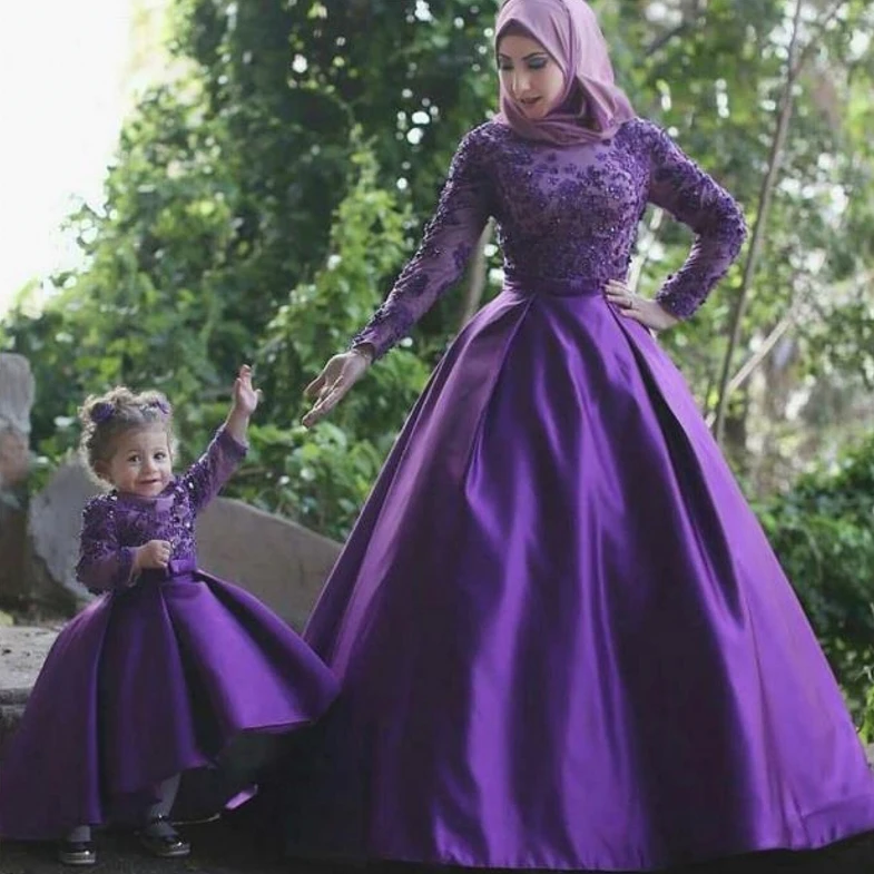 

Muslim Purple Wedding Dresses Mother And Daughter Long Sleeves Arabic Evening Dress Indian Bride Dress, Custom made