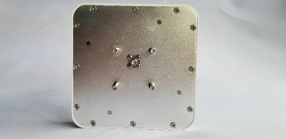 Impinj R2000 Chip - High Performance Low Power RFID Reader