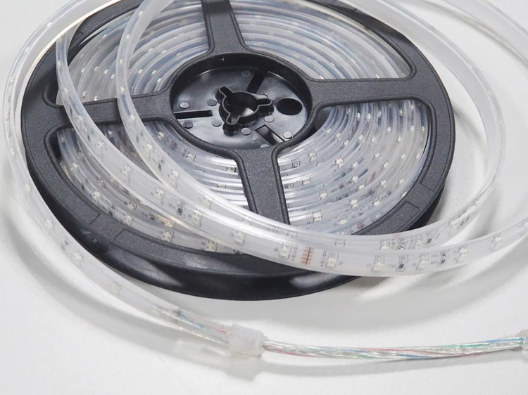 中国制造商 ce 和 rohs 变色 led 3528 rgb led 灯带