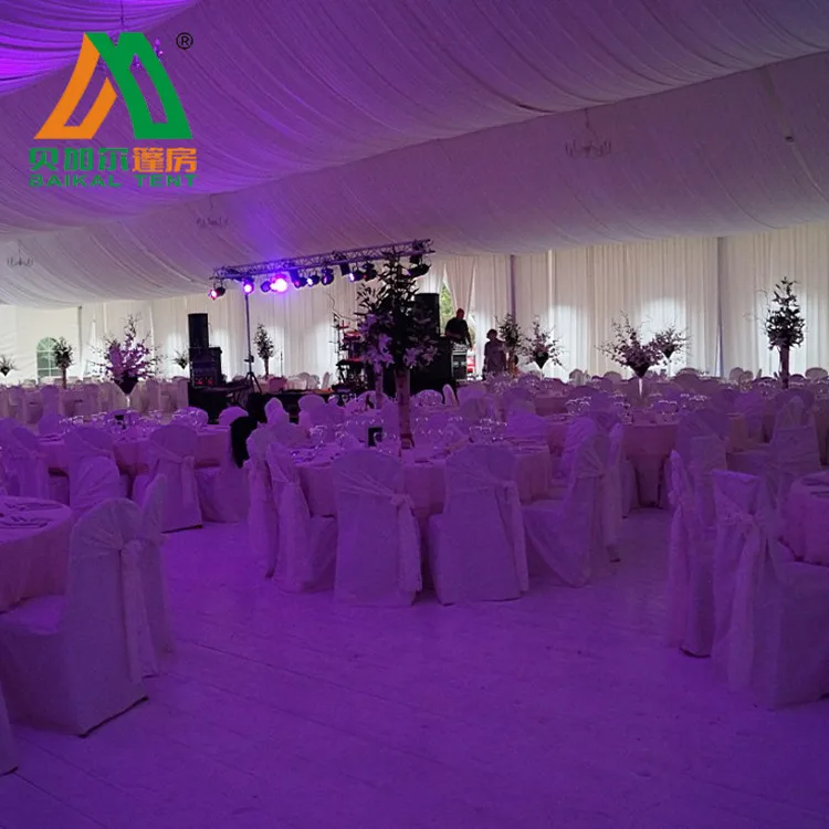Party tent (16)