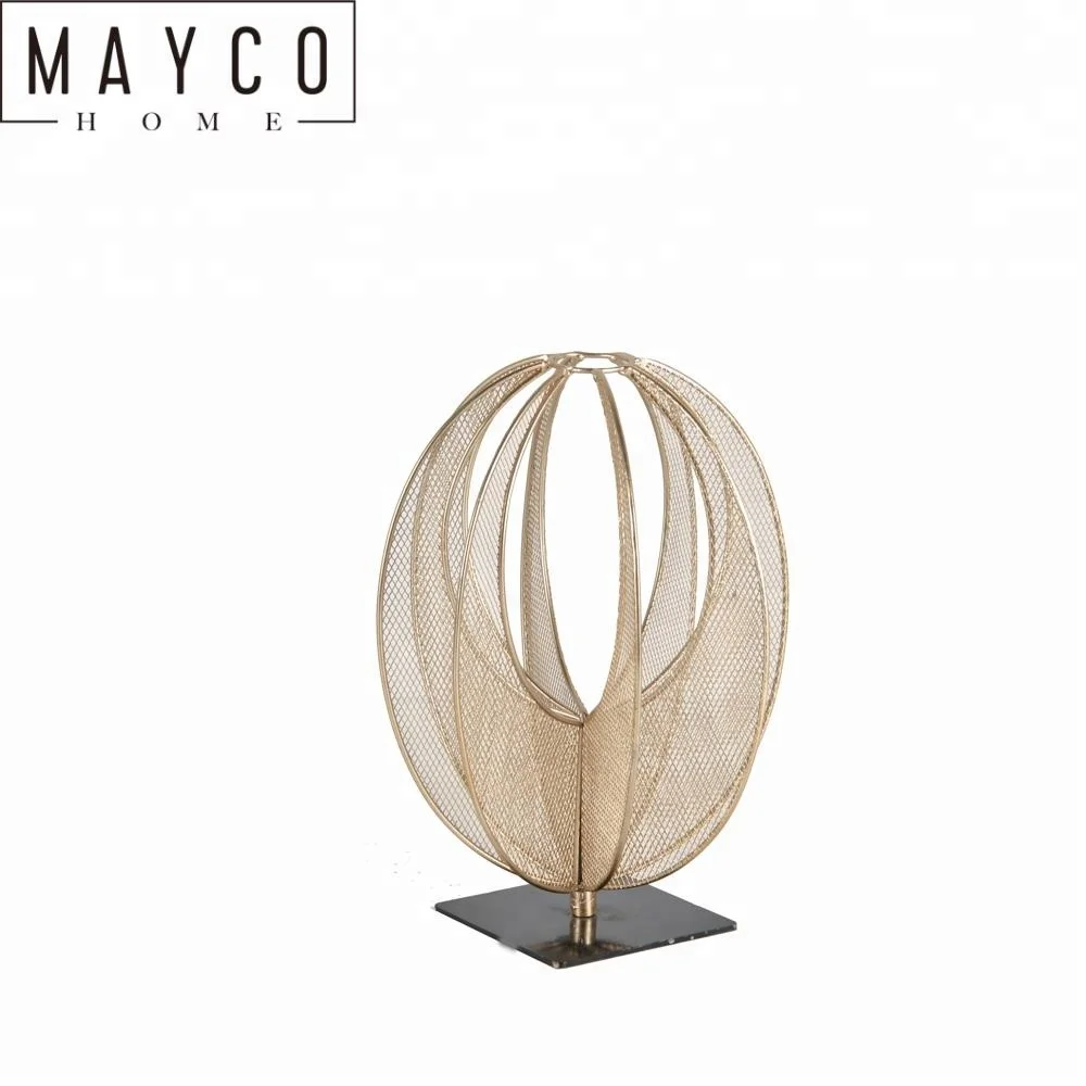 

Mayco Wholesale Wedding Decoration Gold Finishes Geometry Design Metal Art Decoration Sculpture for Home
