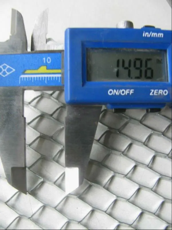 stucco wire mesh.jpg