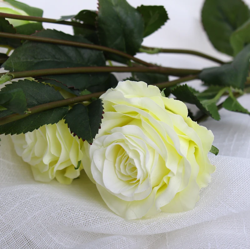 
7 cm Diameter Mini Rose Bouquet White Color Wedding Decoration Arrangement Artificial Silk Rose Flower Heads for Flower Wall 