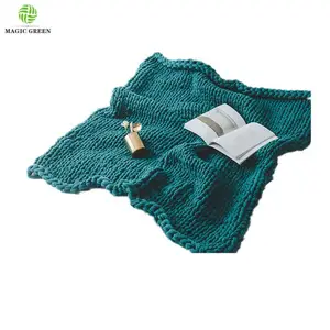 max 220cm 100%acrylic knitted adult custom hand knit pattern free chunky acrylic T shirt yarn hand knit throw blanket