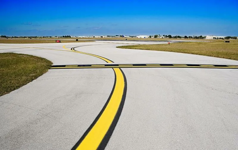 high refractive index microspheres reflective  glass beads.JPG