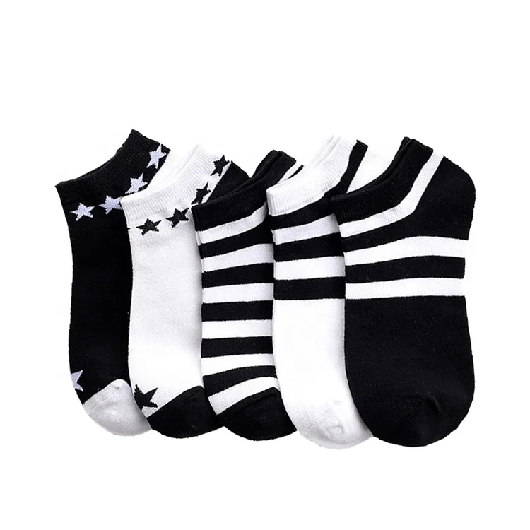 

Black And White Cotton Casual Sports Socks breathable Women Ankle Socks