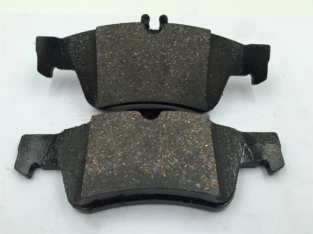 W212 W218 High Quality Rear Brake Pad Set For Benz 212 E200 Cls300 Rear ...