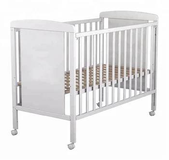 No 1116 European Style Durable Solid Wood Baby Crib Wood Baby