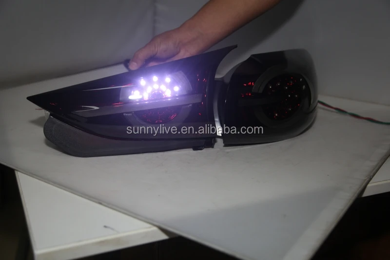 LED Tail Lamp For MAZDA 3 Axela  Hatchback 2015 -2018  TW Smoke Black cover  Dark red housing