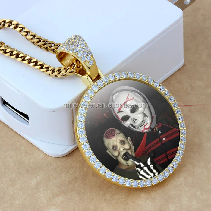 

Miss Jewelry Hip Hop Round Shape CZ Iced Out Picture Frame Pendant, 14k 18k