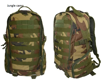 mochila estilo militar
