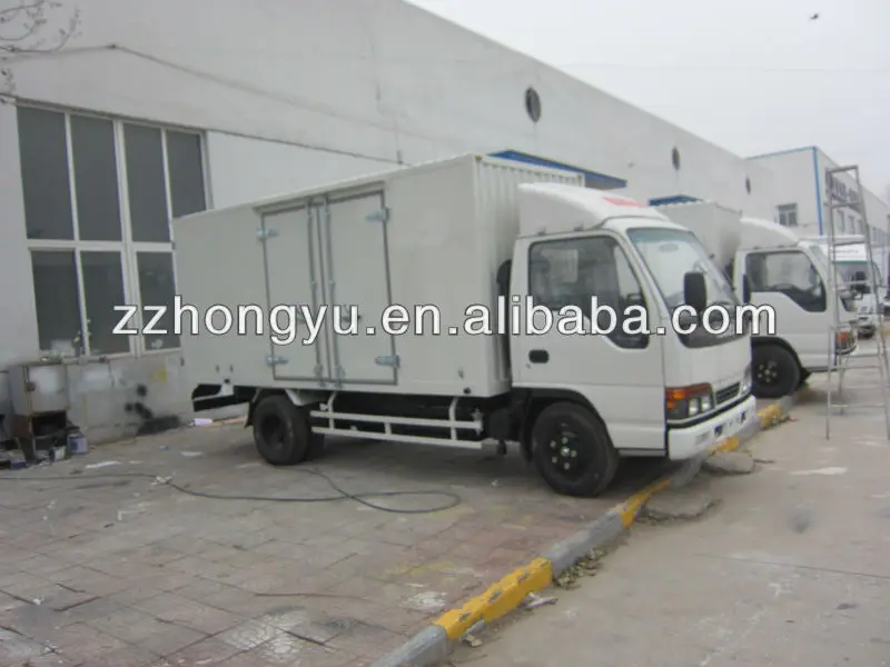 isuzu mini cargo van trucks 1.jpg