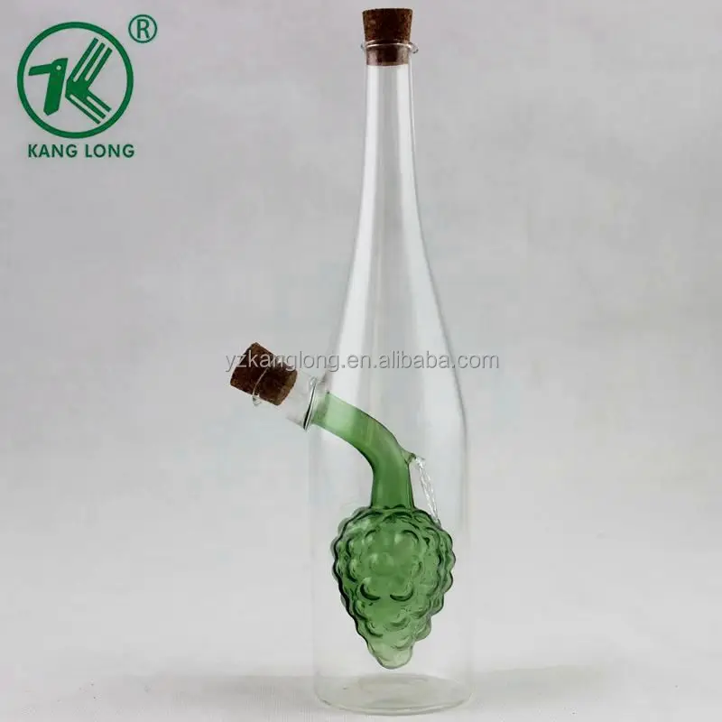 
Fruit Borosilicate Glass Bottle /Olive Oil and Vinegar Glass Bottle with Green Grapes Bottle Inside for cook 